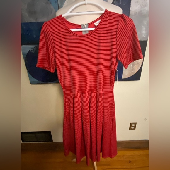 LuLaRoe Amelia Dress - Picture 1 of 10